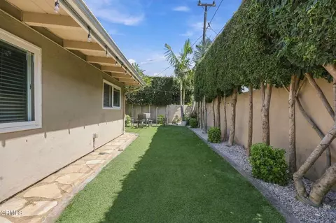 Exterior - 1300 Bluebell St, Oxnard, CA 93036 photo 7 of 11