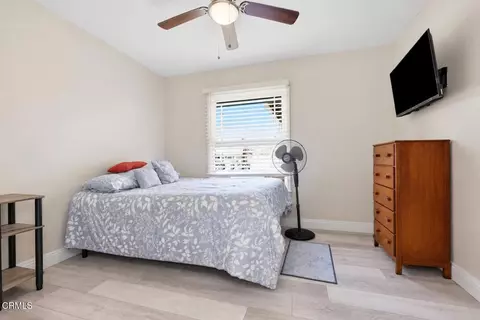 Bedroom - 1300 Bluebell St, Oxnard, CA 93036 photo 4 of 6