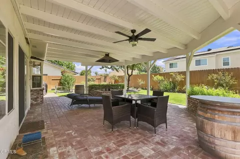Exterior - 142 Spindlewood Ave, Camarillo, CA 93012 photo 4 of 14