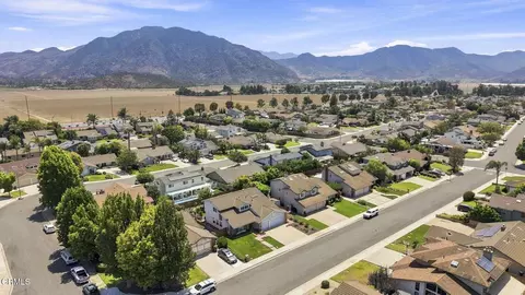 View/Area - 142 Spindlewood Ave, Camarillo, CA 93012 photo 4 of 11
