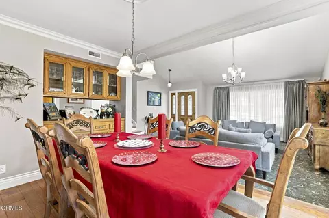 Dining - 142 Spindlewood Ave, Camarillo, CA 93012 photo 1 of 5
