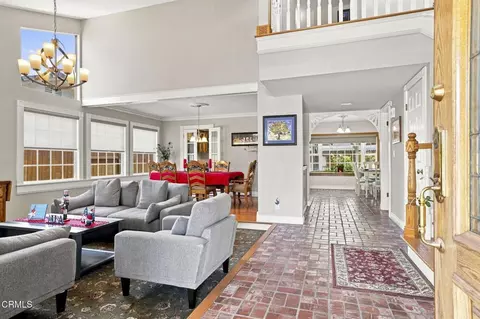 Entry Way - 142 Spindlewood Ave, Camarillo, CA 93012 photo 1 of 3