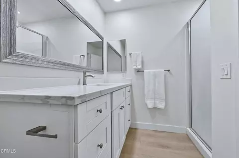Bath - 963 Palmer Ave, Camarillo, CA 93010 photo 2 of 3