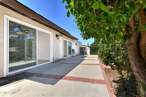 Exterior - 963 Palmer Ave, Camarillo, CA 93010 photo 8 of 14