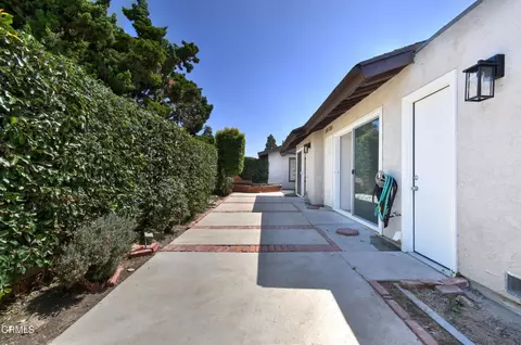 Exterior - 963 Palmer Ave, Camarillo, CA 93010 photo 13 of 14