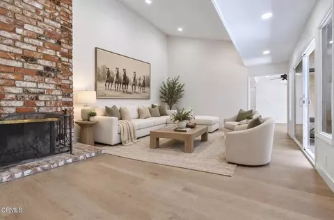 Living - 963 Palmer Ave, Camarillo, CA 93010 photo 2 of 10