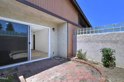 Exterior - 963 Palmer Ave, Camarillo, CA 93010 photo 5 of 14