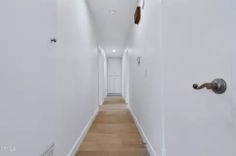 Entry Way - 963 Palmer Ave, Camarillo, CA 93010 photo 4 of 5