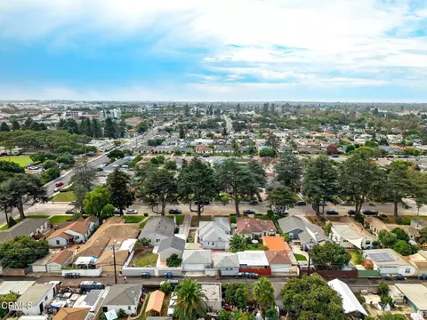 View/Area - 439 Deodar Ave, Oxnard, CA 93030 photo 4 of 9