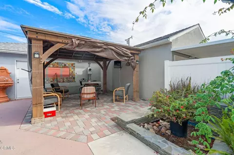 Exterior - 439 Deodar Ave, Oxnard, CA 93030 photo 5 of 20