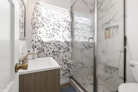 Bath - 439 Deodar Ave, Oxnard, CA 93030 photo 6 of 6