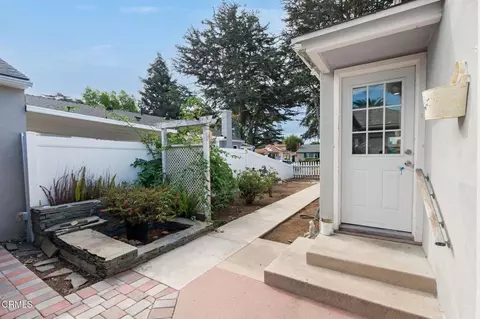 Exterior - 439 Deodar Ave, Oxnard, CA 93030 photo 7 of 20