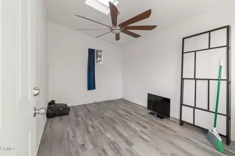 Bedroom - 439 Deodar Ave, Oxnard, CA 93030 photo 4 of 5