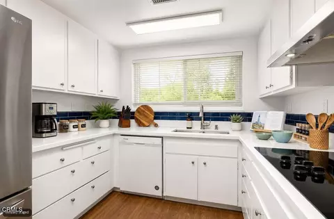 Kitchen - 3600 Regatta Pl, Oxnard, CA 93035 photo 1 of 7