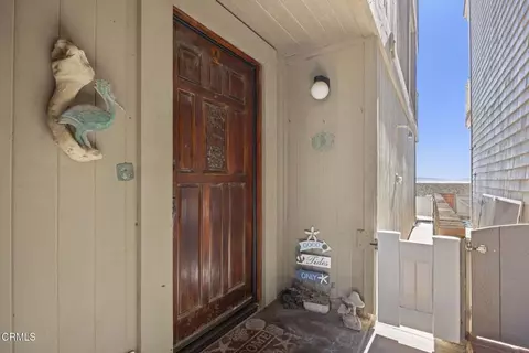 Entry Way - 3949 Ocean Dr, Oxnard, CA 93035 photo 1 of 3