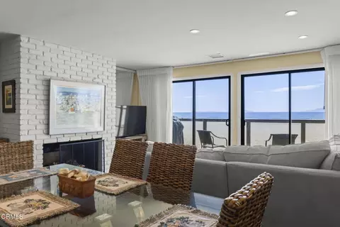 Dining - 3949 Ocean Dr, Oxnard, CA 93035 photo 3 of 3
