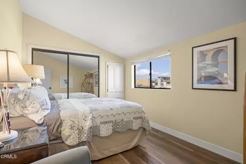 Bedroom - 3949 Ocean Dr, Oxnard, CA 93035 photo 6 of 7