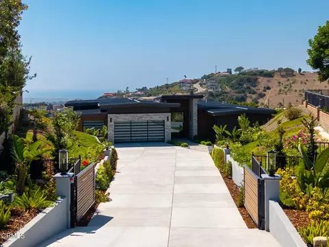 7152 Ridgecrest Ct, Ventura, CA 93003