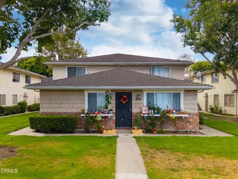 684 W Hemlock St, Port Hueneme, CA 93041
