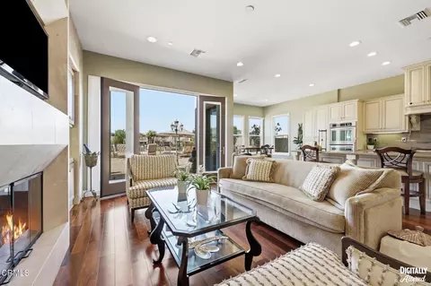 Living - 4061 Farralon Way, Oxnard, CA 93035 photo 1 of 5