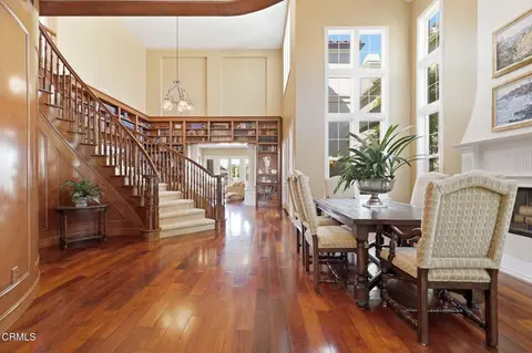 Dining - 4061 Farralon Way, Oxnard, CA 93035 photo 1 of 3