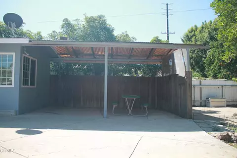 Exterior - 41 Fremont Ave, Moorpark, CA 93021 photo 6 of 12