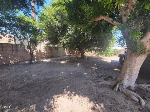 Exterior - 41 Fremont Ave, Moorpark, CA 93021 photo 9 of 12
