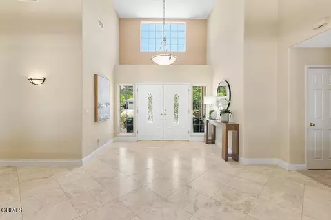 Entry Way - 2123 Bennington Ct, Thousand Oaks, CA 91360 photo 1 of 4