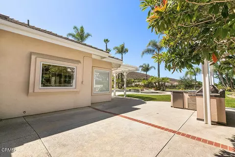 Exterior - 2123 Bennington Ct, Thousand Oaks, CA 91360 photo 7 of 14
