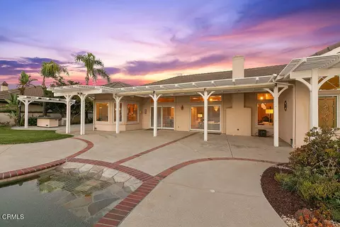 Exterior - 2123 Bennington Ct, Thousand Oaks, CA 91360 photo 4 of 14