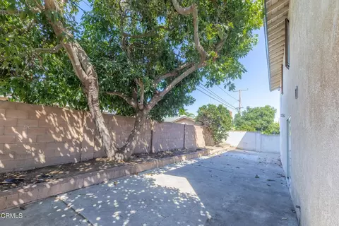 Exterior - 411 E Yucca St, Oxnard, CA 93033 photo 2 of 2