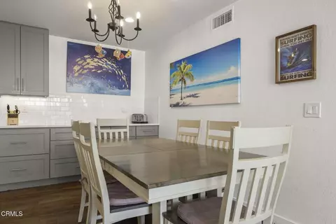 Dining - 2274 Martinique Ln, Oxnard, CA 93035 photo 2 of 3