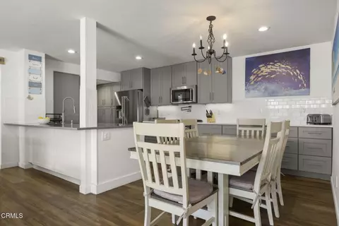 Dining - 2274 Martinique Ln, Oxnard, CA 93035 photo 1 of 3