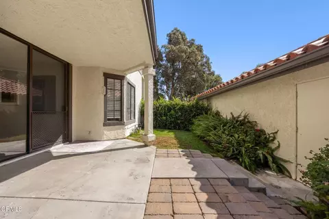 Exterior - 2274 Martinique Ln, Oxnard, CA 93035 photo 2 of 6