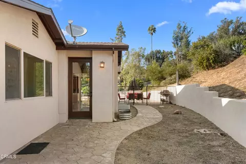 Exterior - 15 Ramona Pl, Camarillo, CA 93010 photo 8 of 17