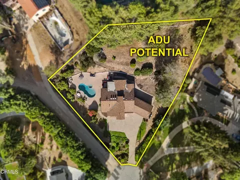 View/Area - 15 Ramona Pl, Camarillo, CA 93010 photo 3 of 7