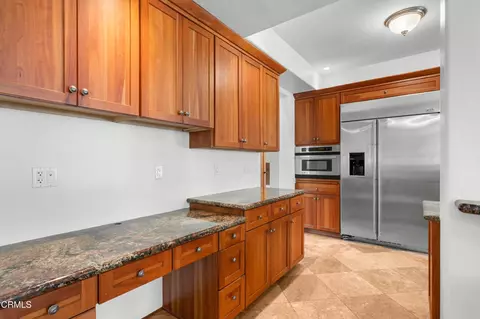 Kitchen - 15 Ramona Pl, Camarillo, CA 93010 photo 2 of 7