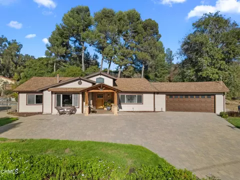 Exterior - 15 Ramona Pl, Camarillo, CA 93010 photo 2 of 17