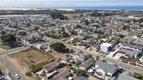 View/Area - 1373 16th St, Oceano, CA 93445 photo 4 of 5