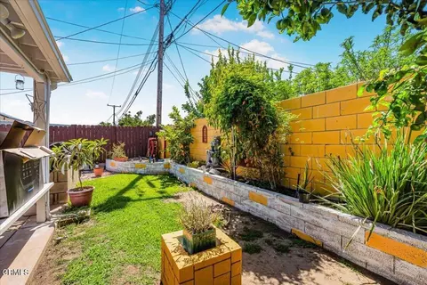 Exterior - 509 Merritt Ave, Camarillo, CA 93010 photo 11 of 14