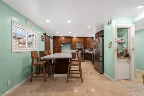 Kitchen - 509 Merritt Ave, Camarillo, CA 93010 photo 4 of 5