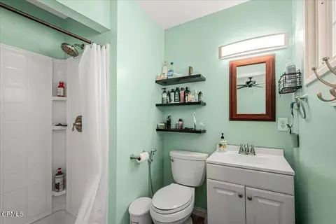 Bath - 509 Merritt Ave, Camarillo, CA 93010 photo 1 of 3