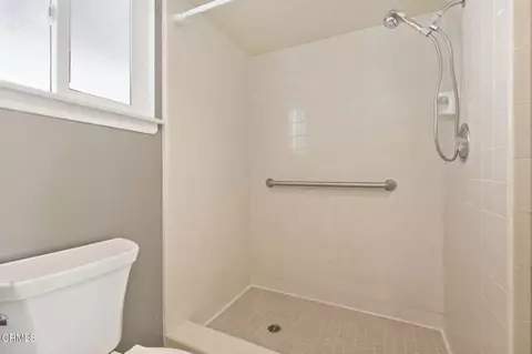 Bath - 14 Bradford Ave, Camarillo, CA 93010 photo 8 of 8