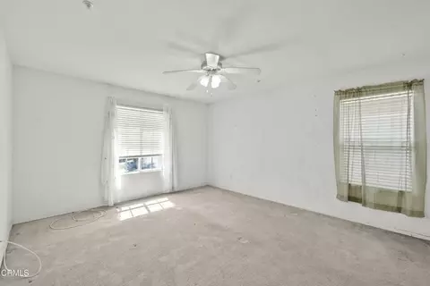 Bedroom - 1561 Lagoon Ln, Oxnard, CA 93035 photo 3 of 6