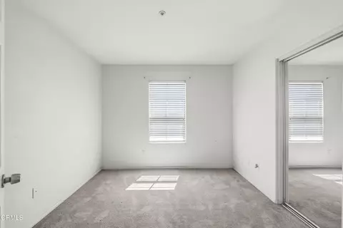 Bedroom - 1561 Lagoon Ln, Oxnard, CA 93035 photo 6 of 6