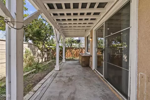 Exterior - 1561 Lagoon Ln, Oxnard, CA 93035 photo 2 of 2