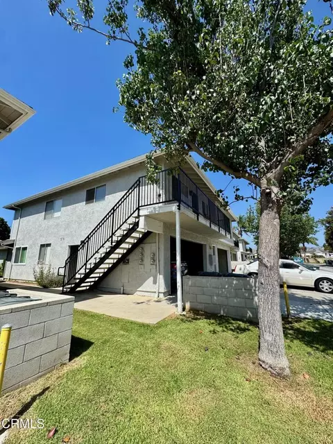 1136 Acadia Pl #4, Ventura, CA 93003