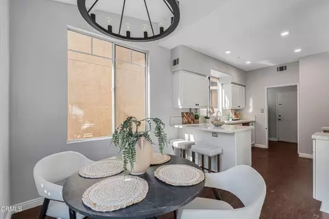 Dining - 2032 Veracruz Ln, Oxnard, CA 93036 photo 2 of 2