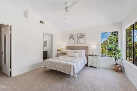 Bedroom - 2032 Veracruz Ln, Oxnard, CA 93036 photo 4 of 4