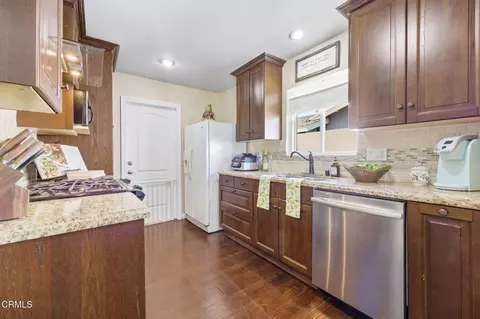 Kitchen - 1952 Snow Ave, Oxnard, CA 93036 photo 2 of 2